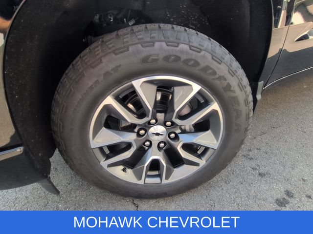 Used 2024 Chevrolet Silverado 1500 RST AWD/4WD image 33