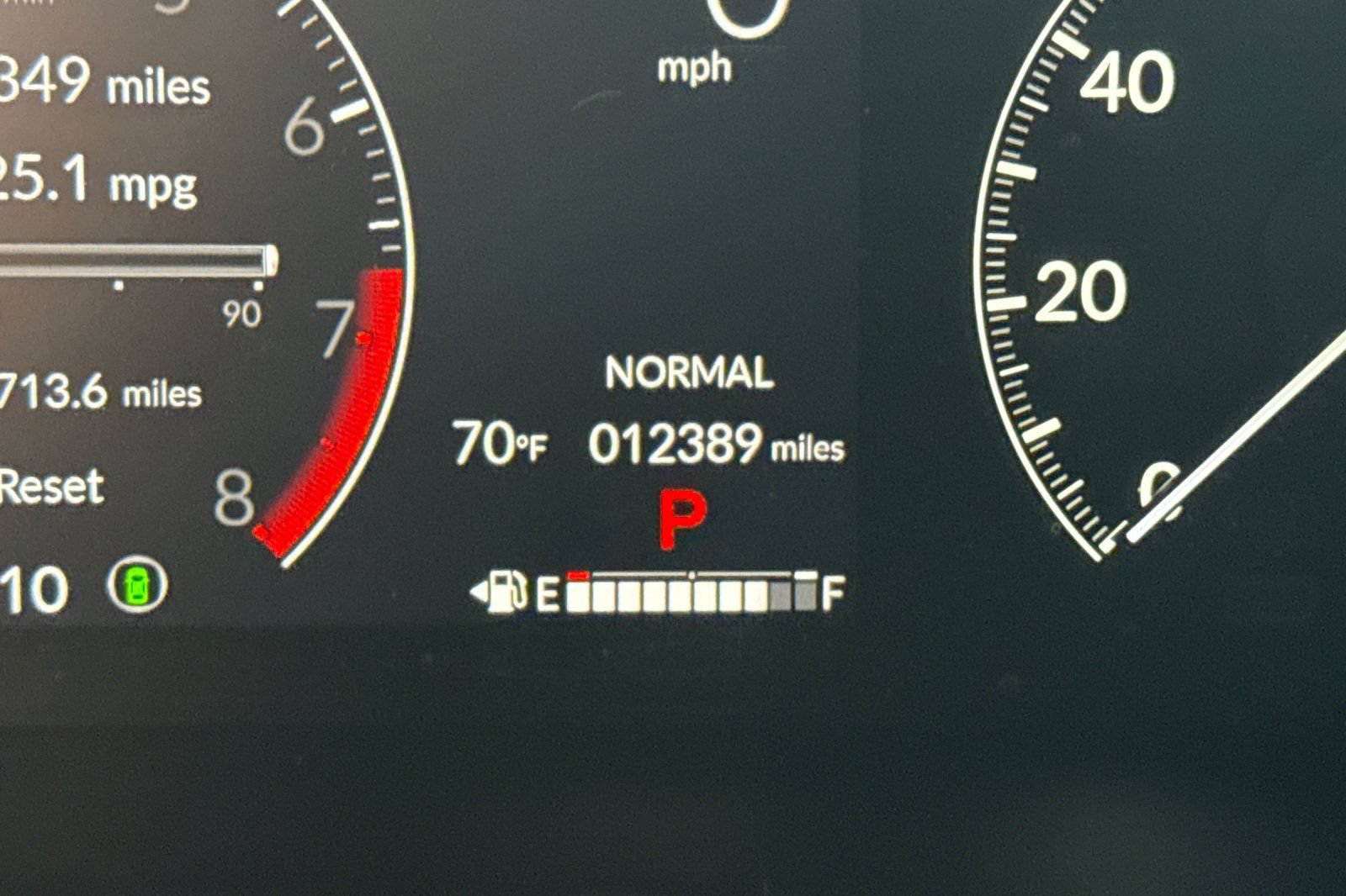 Used 2023 Honda HR-V LX image 35