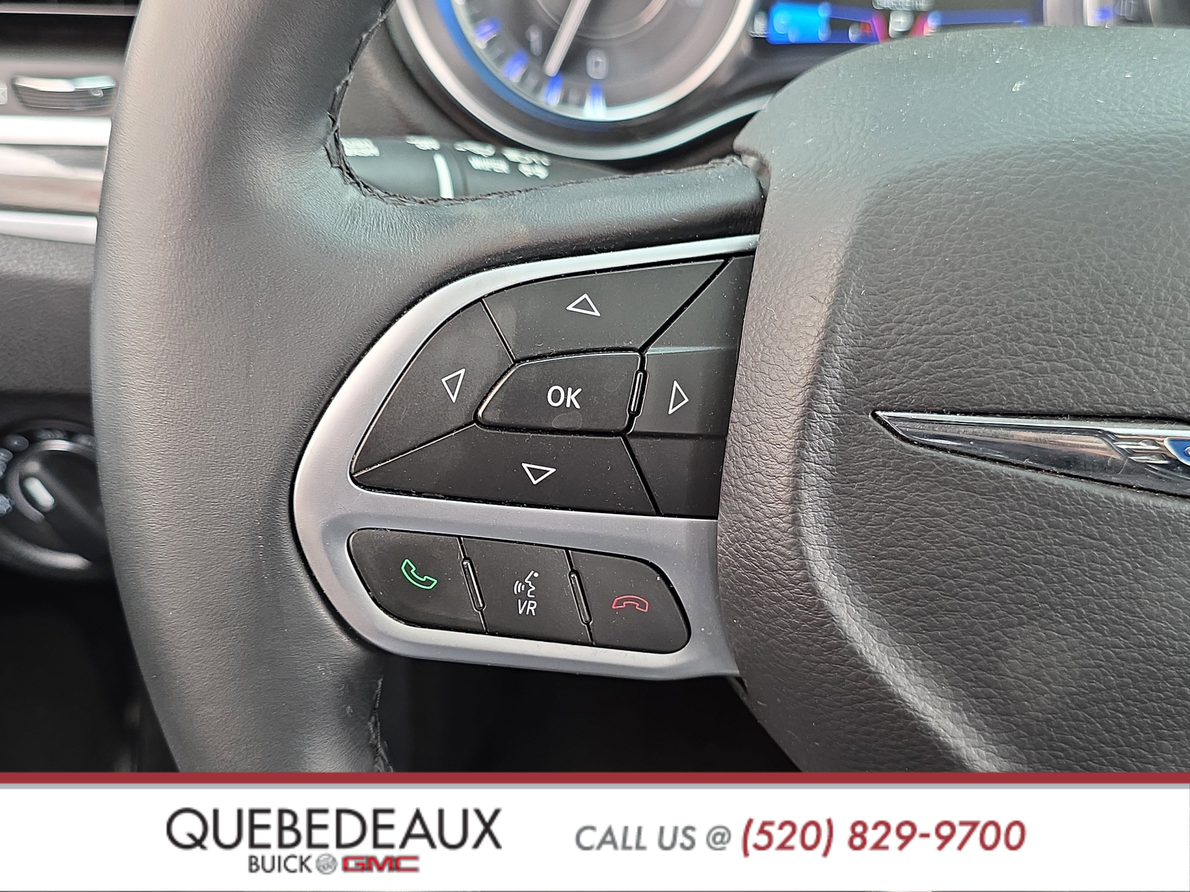 Used 2017 Chrysler 300 Limited image 15