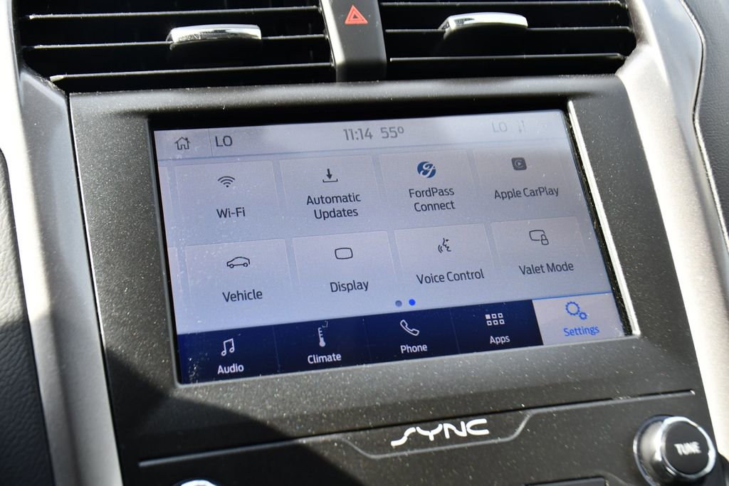 Used 2020 Ford Fusion SEL FWD image 34