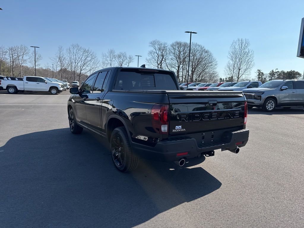 Used 2025 Honda Ridgeline Black Edition image 8