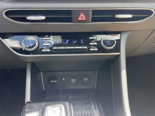 Used 2021 Hyundai Sonata Limited w/ Preferred Accessory Package FWD image 27