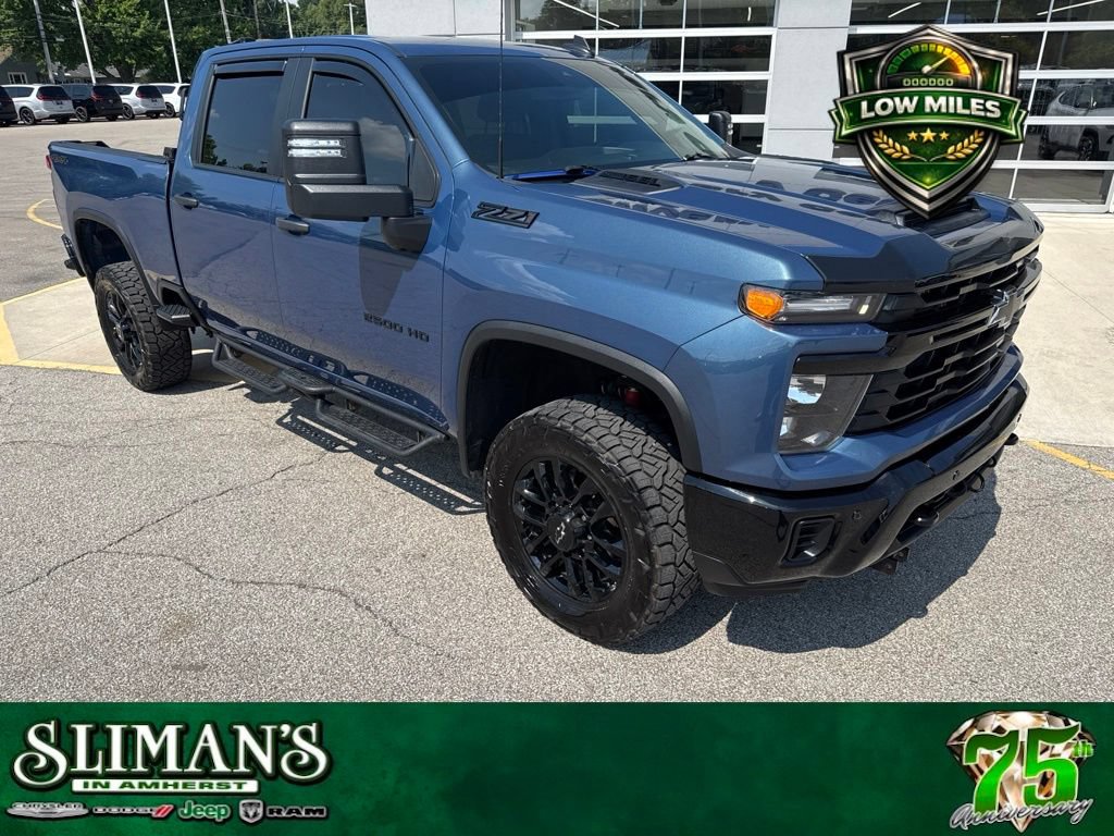 Used 2025 Chevrolet Silverado 2500 Custom w/ Custom Value Package AWD/4WD image 1