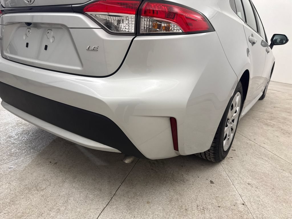Used 2022 Toyota Corolla LE FWD image 22