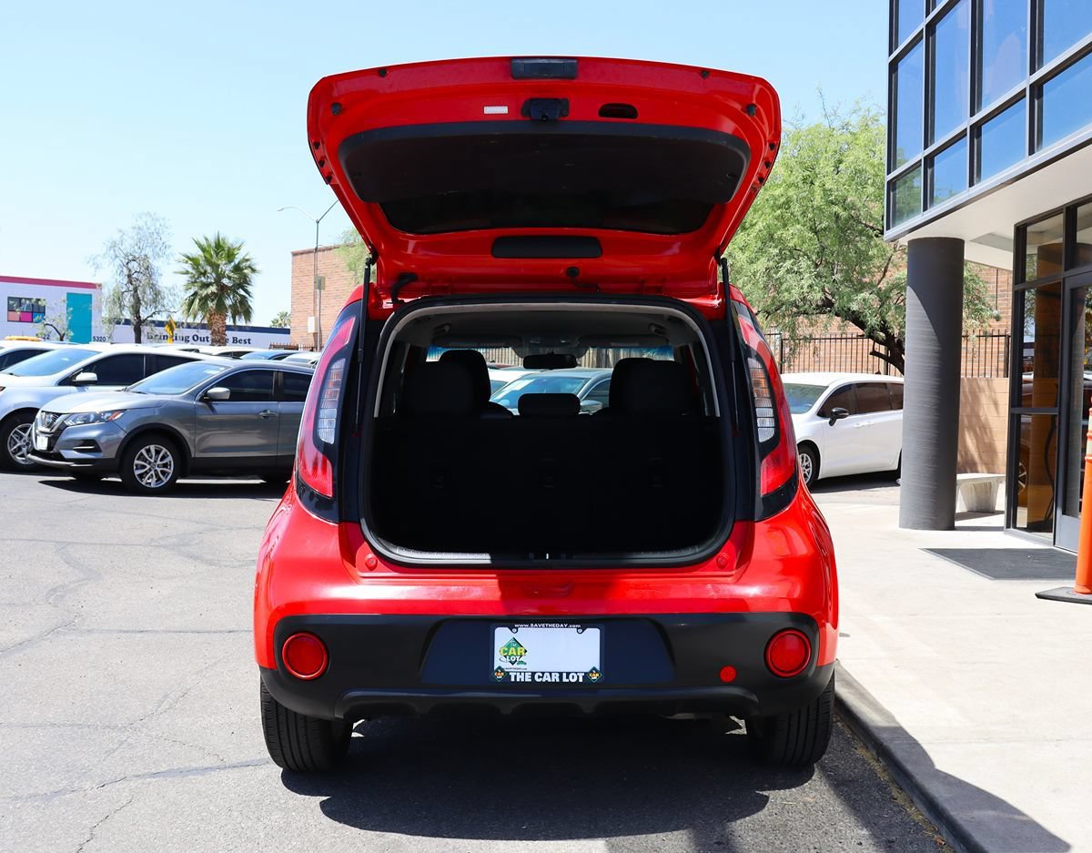 Used 2018 Kia Soul + FWD image 22