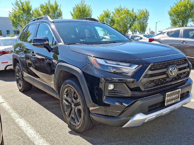 Used 2024 Toyota RAV4 Adventure AWD/4WD image 3