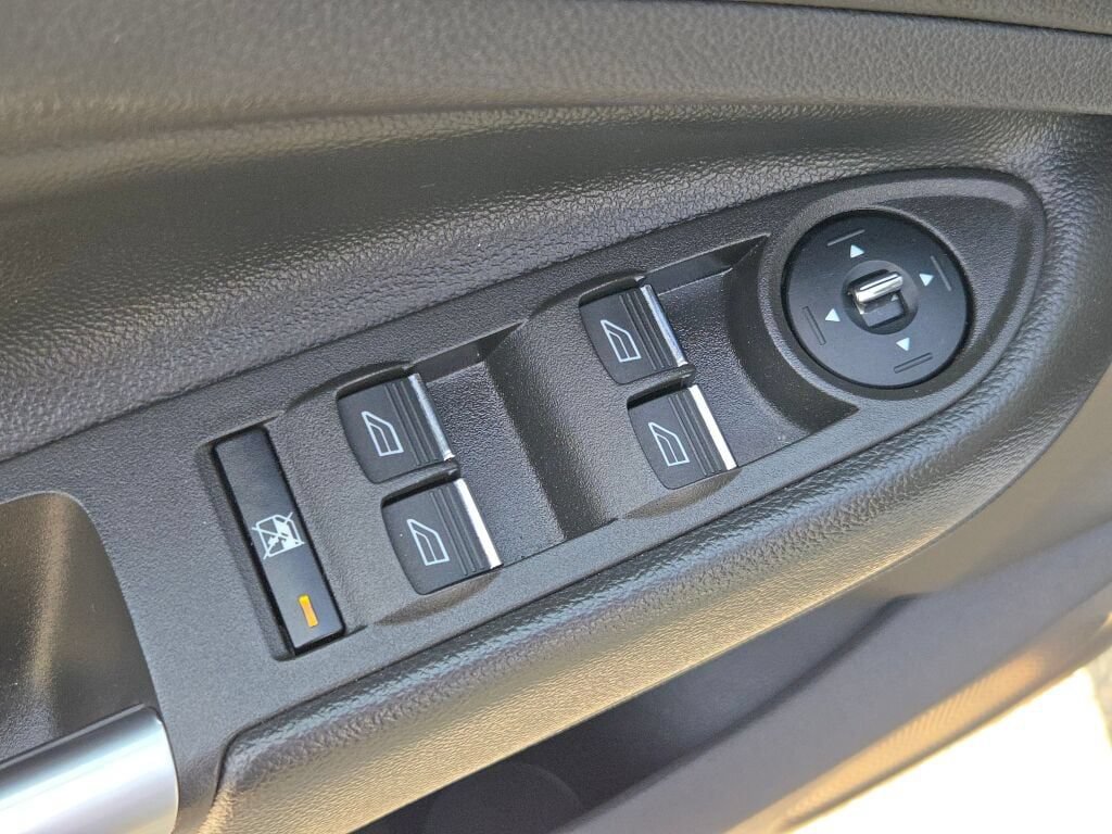 Used 2013 Ford Escape SEL AWD/4WD image 19