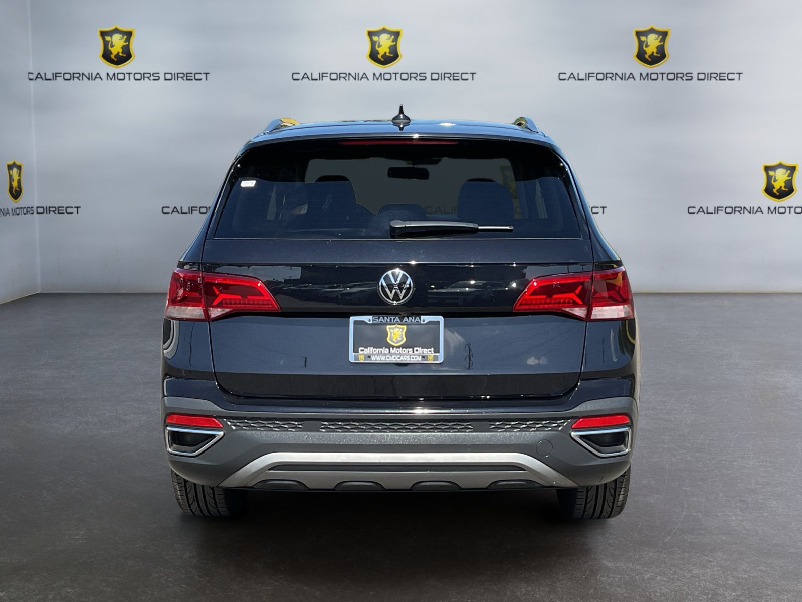 Used 2022 Volkswagen Taos SE FWD image 6