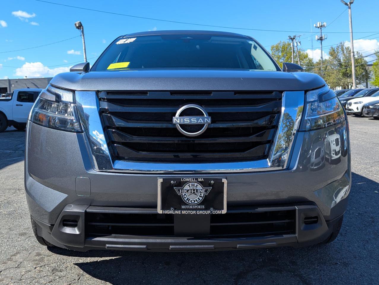 Used 2022 Nissan Pathfinder S AWD/4WD image 4