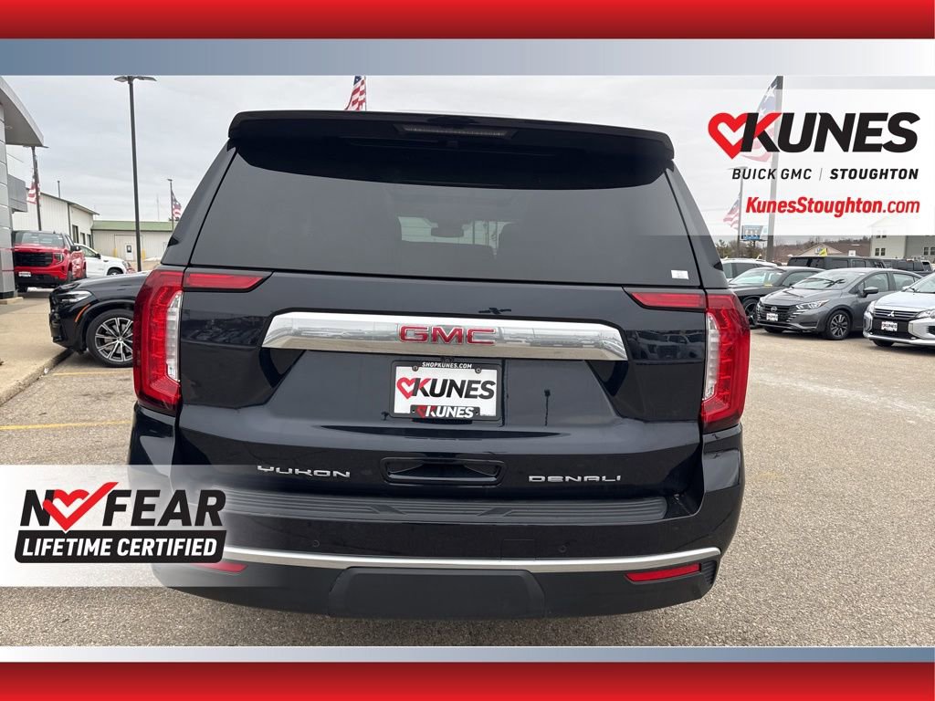 Used 2023 GMC Yukon Denali w/ LPO, Floor Liner Package image 10