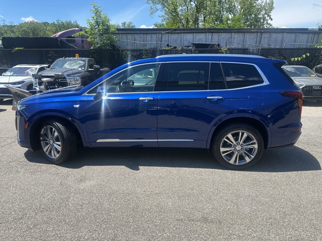 Used 2023 Cadillac XT6 Premium Luxury AWD/4WD image 3