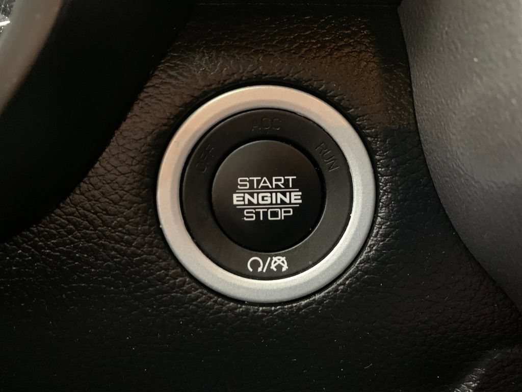 Used 2019 RAM 1500 Big Horn AWD/4WD image 16