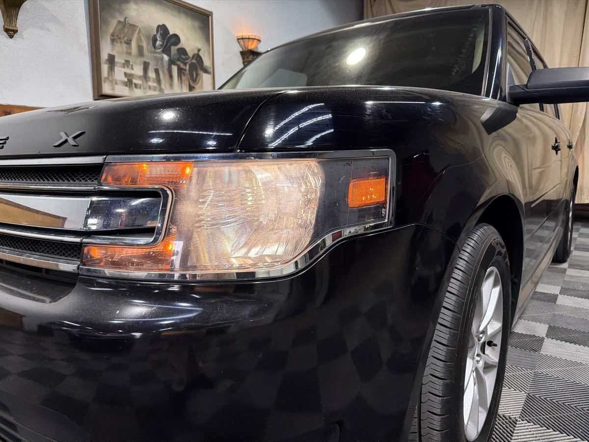 Used 2019 Ford Flex SE image 8