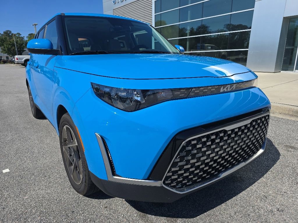 Used 2024 Kia Soul EX FWD image 1