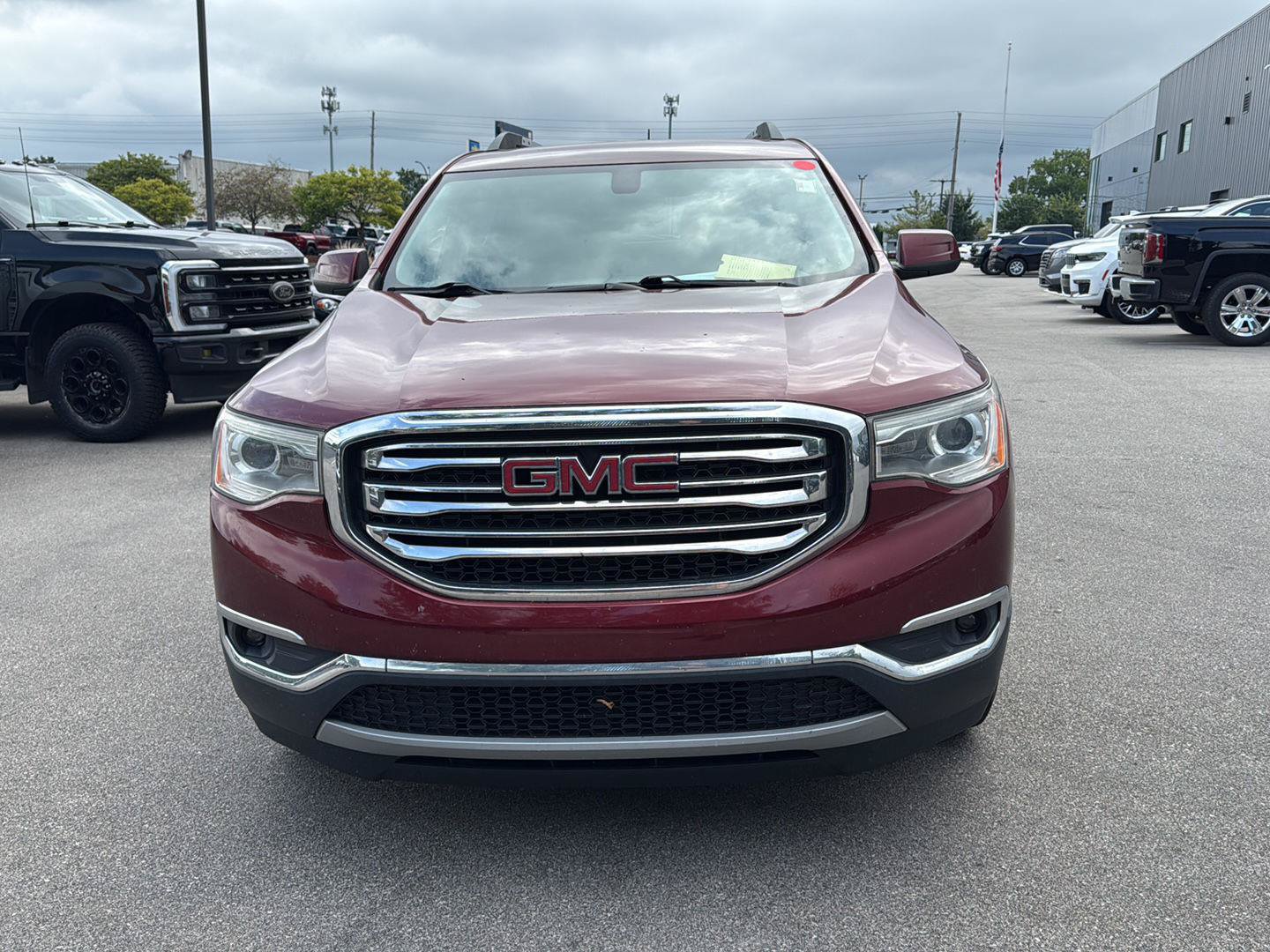 Used 2018 GMC Acadia SLE w/ Driver Alert Package I FWD image 8