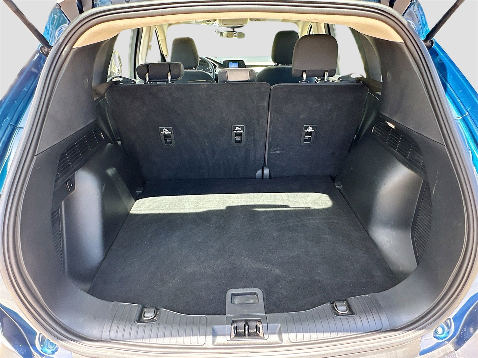 Used 2020 Ford Escape S image 23