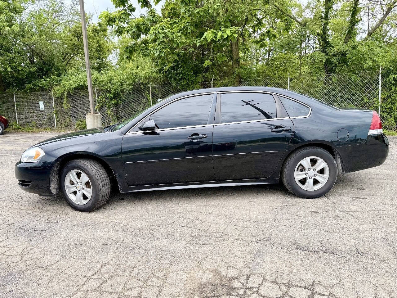 Used 2014 Chevrolet Impala Limited LS FWD image 2