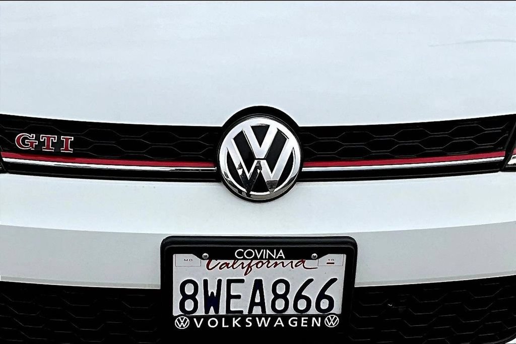 Used 2021 Volkswagen GTI SE FWD image 26
