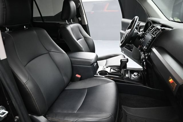 Used 2023 Toyota 4Runner Limited RWD image 23