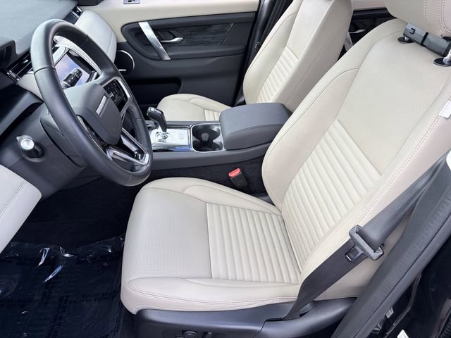 Used 2023 Land Rover Discovery Sport SE image 6