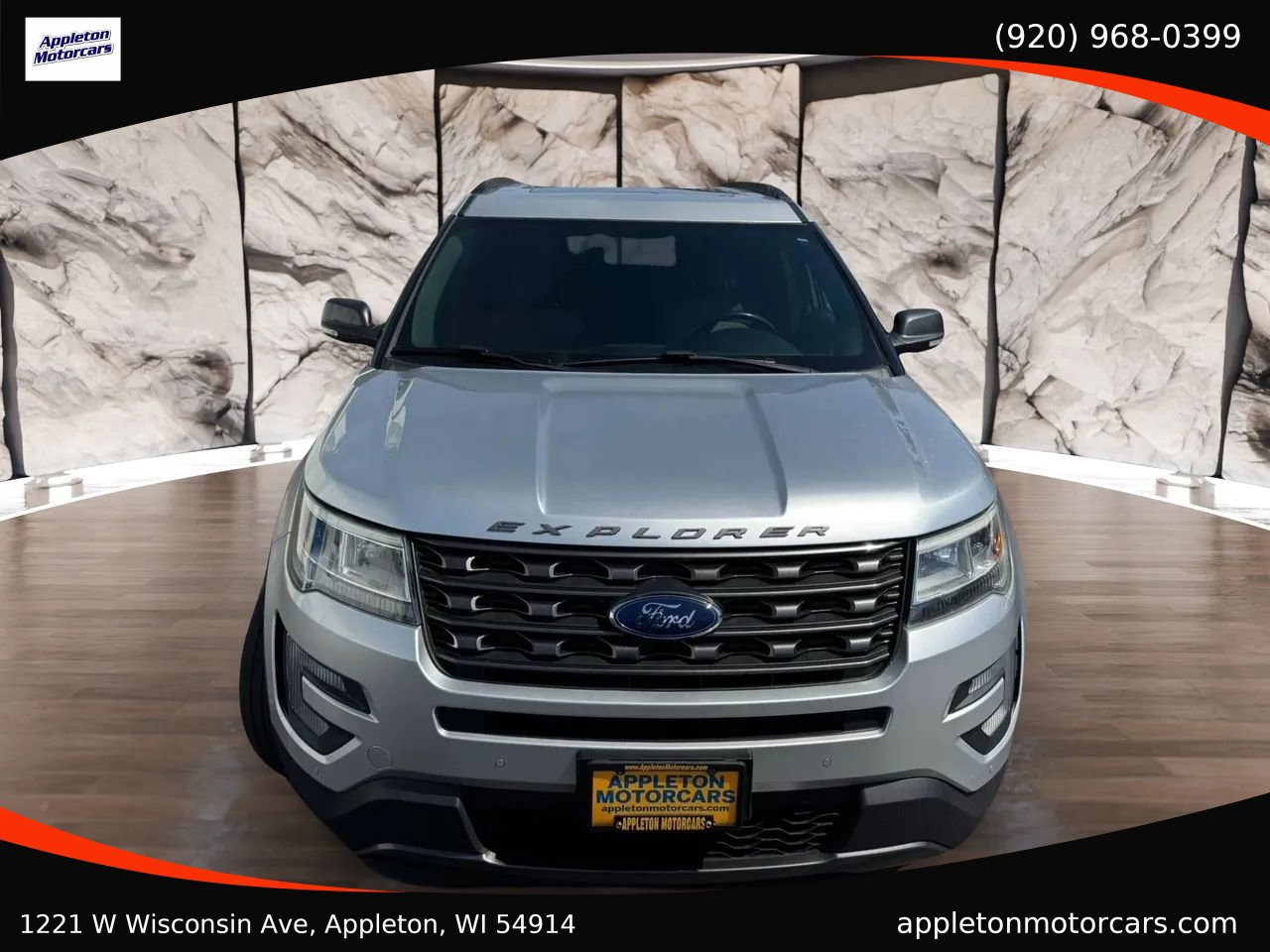 Used 2017 Ford Explorer XLT w/ Equipment Group 202A image 8