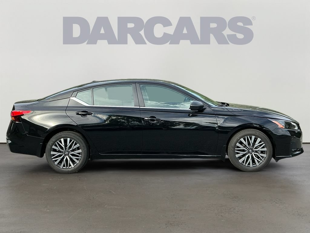 New 2026 Nissan Altima 2.5 SV FWD image 8