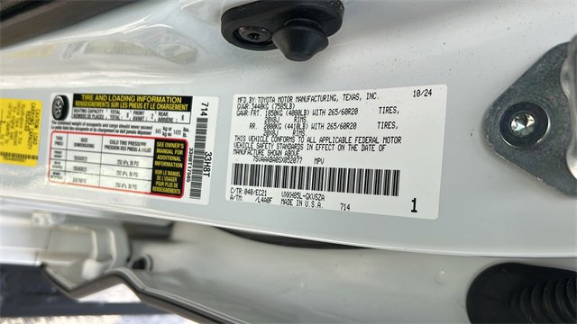 Used 2025 Toyota Sequoia SR5 w/ SR5 Premium Package image 31