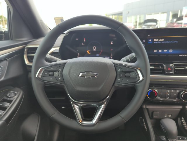 Used 2024 Chevrolet TrailBlazer ACTIV w/ Driver Confidence Package FWD image 25
