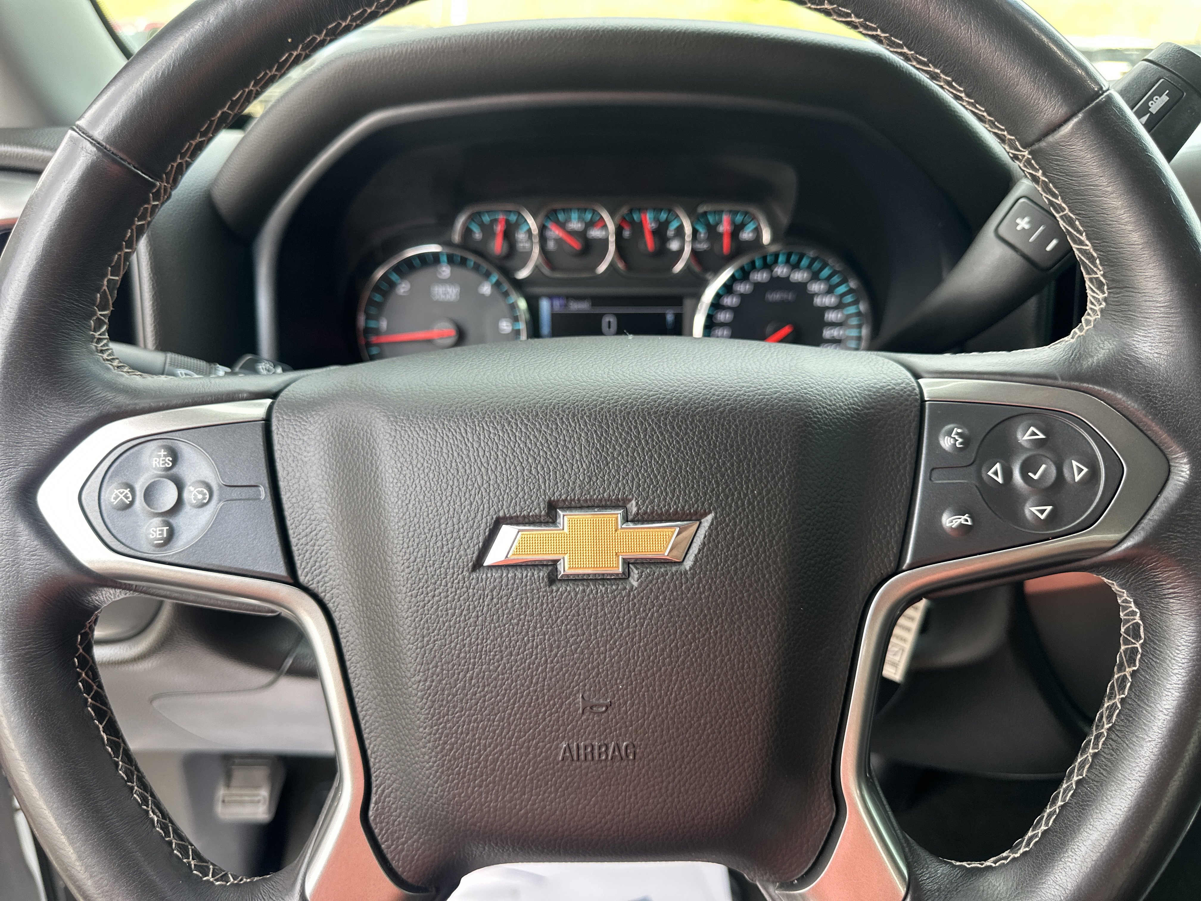Used 2018 Chevrolet Silverado 1500 LT image 12