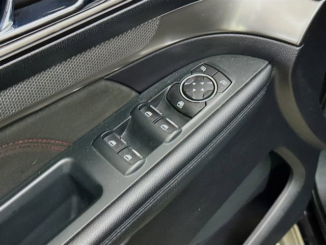 Used 2019 Ford Explorer XLT w/ Equipment Group 202A image 18