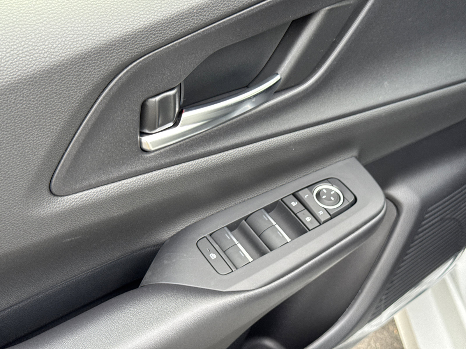 New 2026 Toyota Prius Plug-In Hybrid image 30