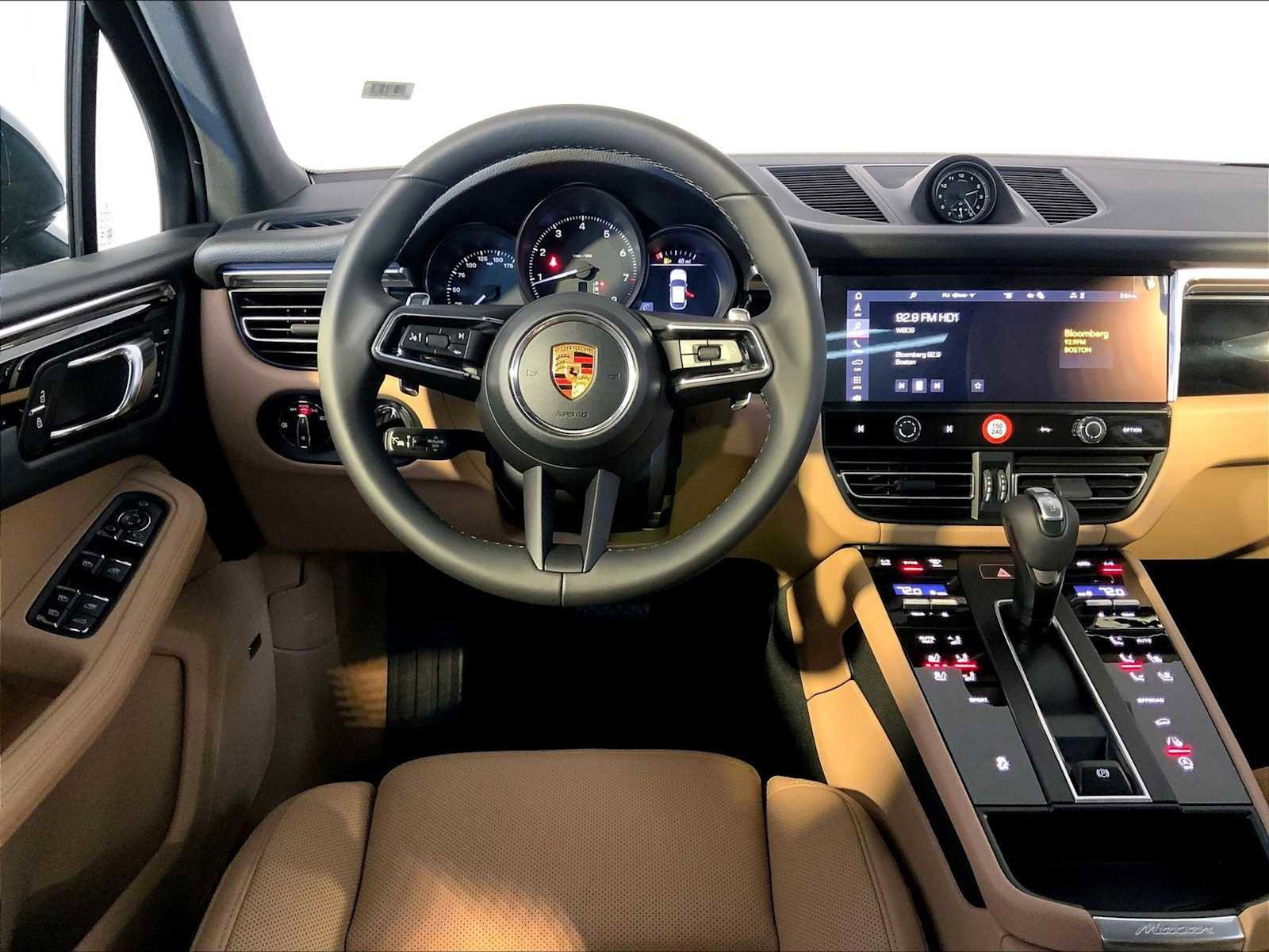 New 2026 Porsche Macan AWD/4WD image 13