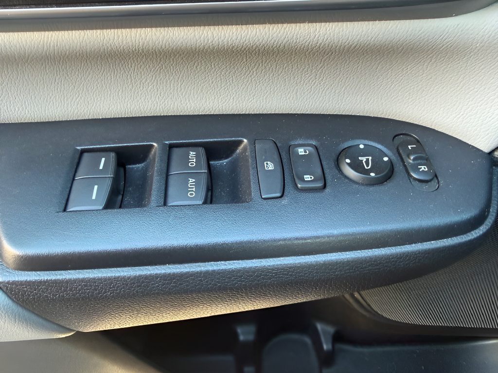 Used 2019 Honda CR-V EX-L image 25