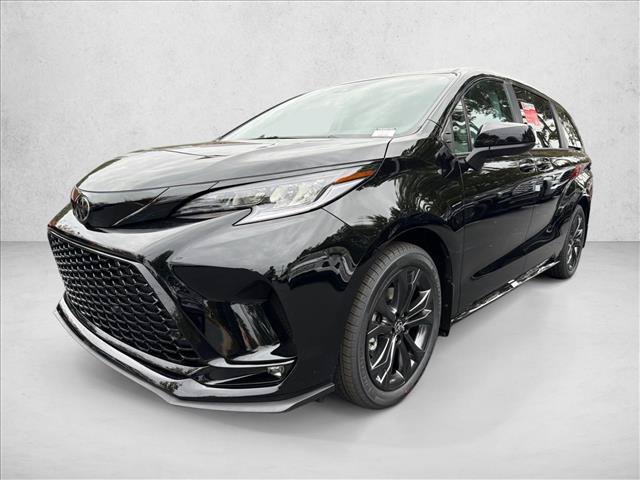 New 2026 Toyota Sienna XSE FWD image 7