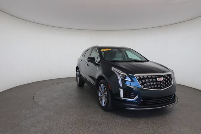 Used 2025 Cadillac XT5 Premium Luxury AWD/4WD image 29
