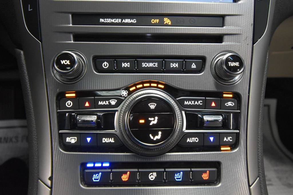 Used 2020 Lincoln MKZ Reserve w/ Elements Package FWD image 17