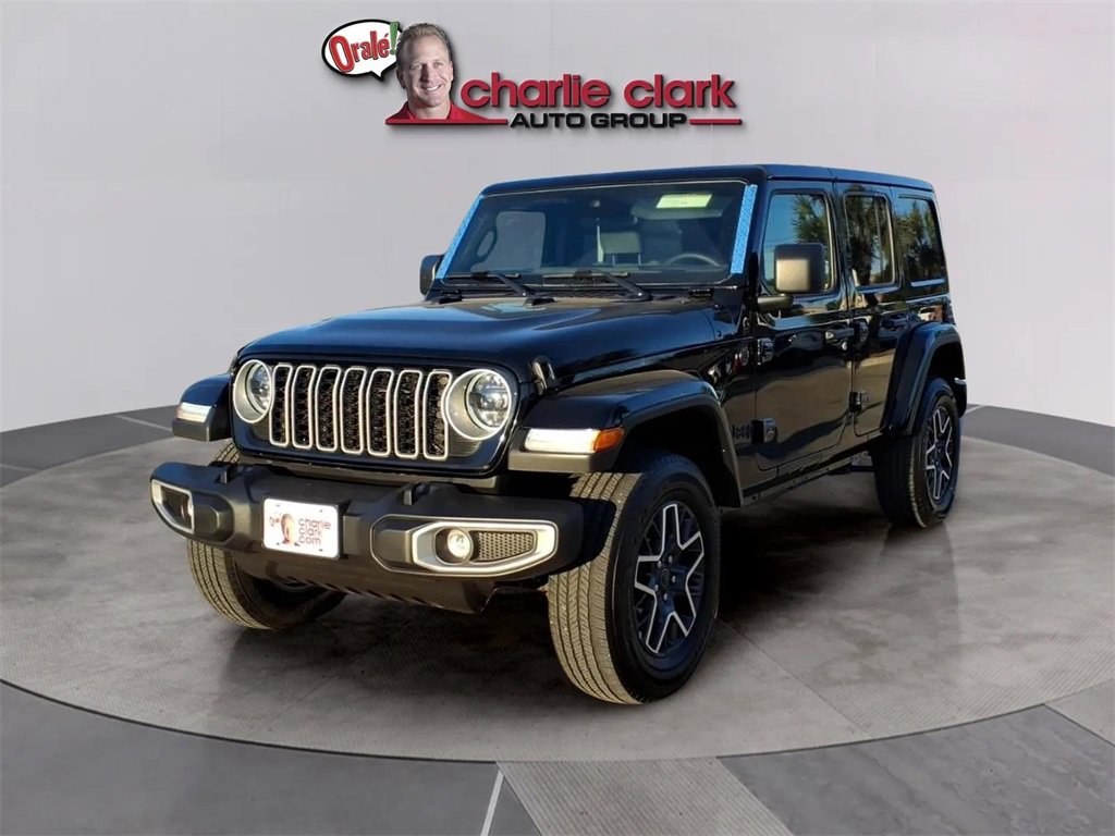 Used 2025 Jeep Wrangler Sahara image 1