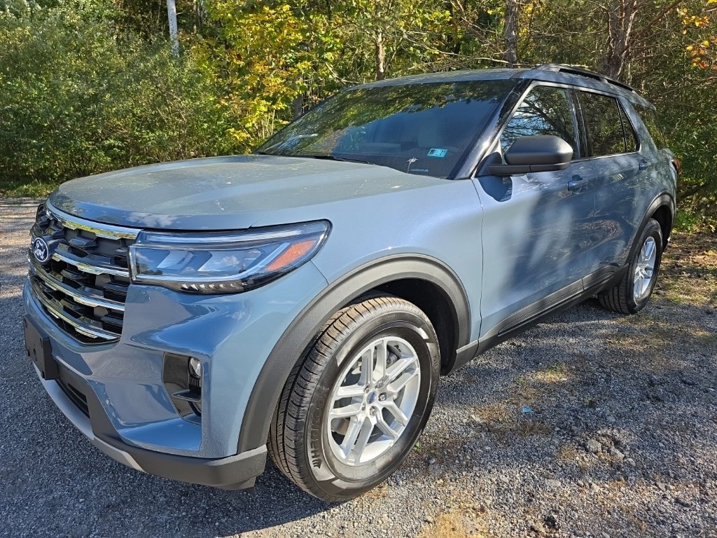New 2027 Ford Explorer Active w/ Active Comfort Package AWD/4WD image 3