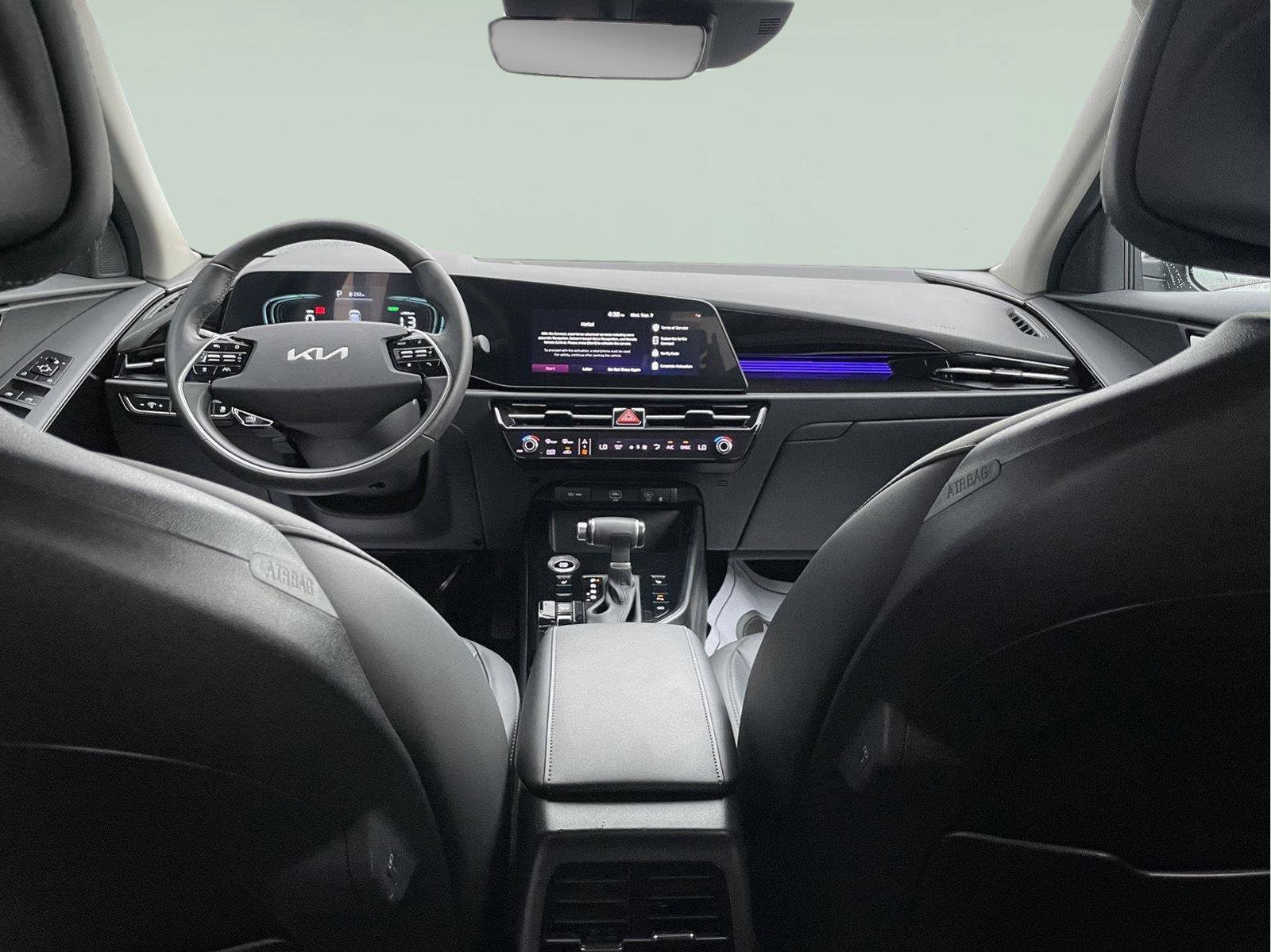 Used 2024 Kia Niro EX FWD image 17