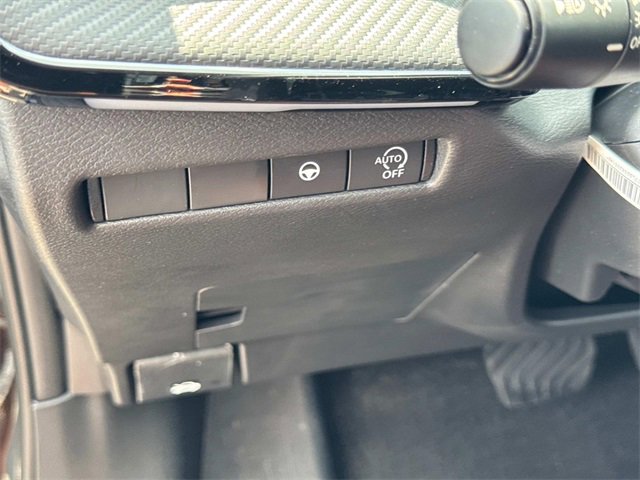 New 2025 Nissan Kicks SR image 22