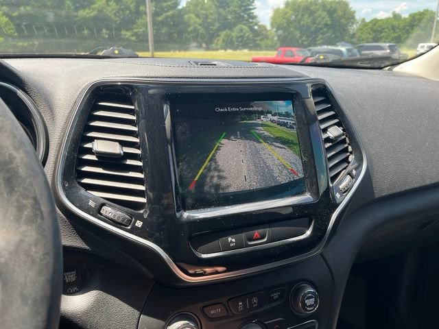 Used 2020 Jeep Cherokee Limited AWD/4WD image 16