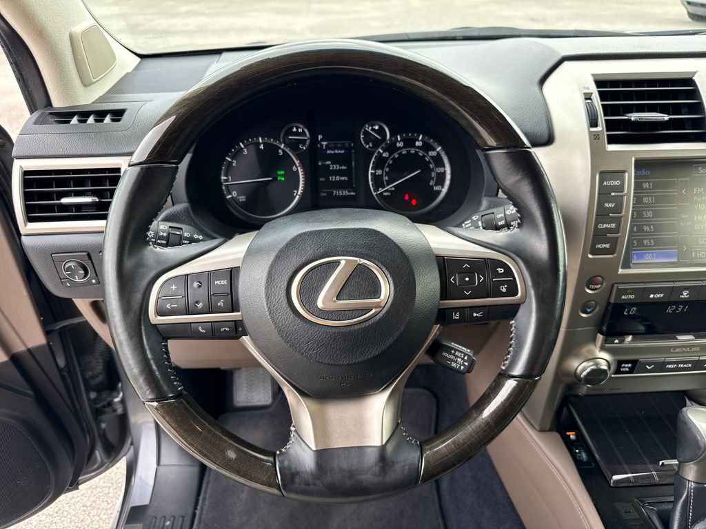 Used 2020 Lexus GX 460 Premium w/ Premium Package AWD/4WD image 15