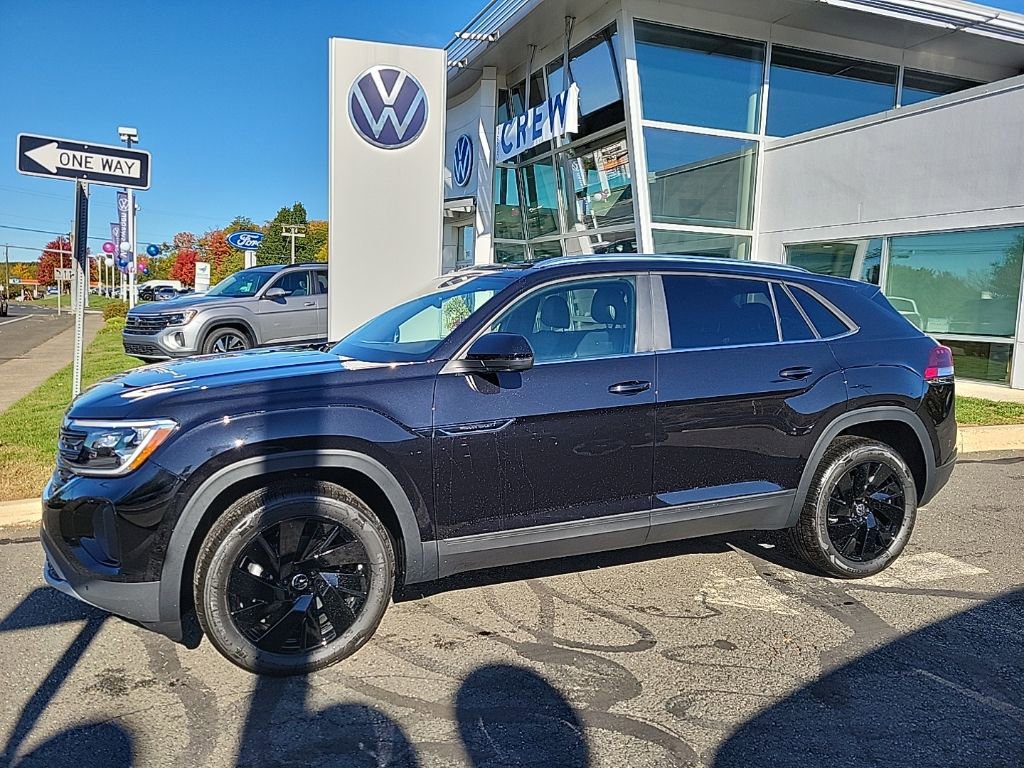 New 2026 Volkswagen Atlas Cross Sport SE image 1