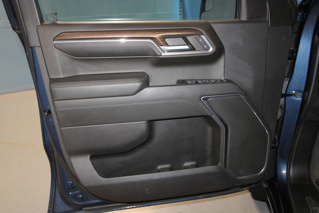 Used 2022 Chevrolet Silverado 1500 LT image 5