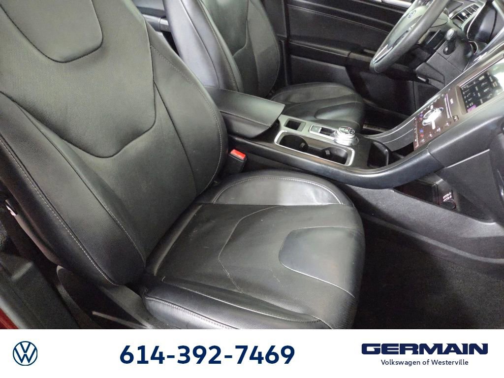 Used 2019 Ford Fusion Titanium image 29