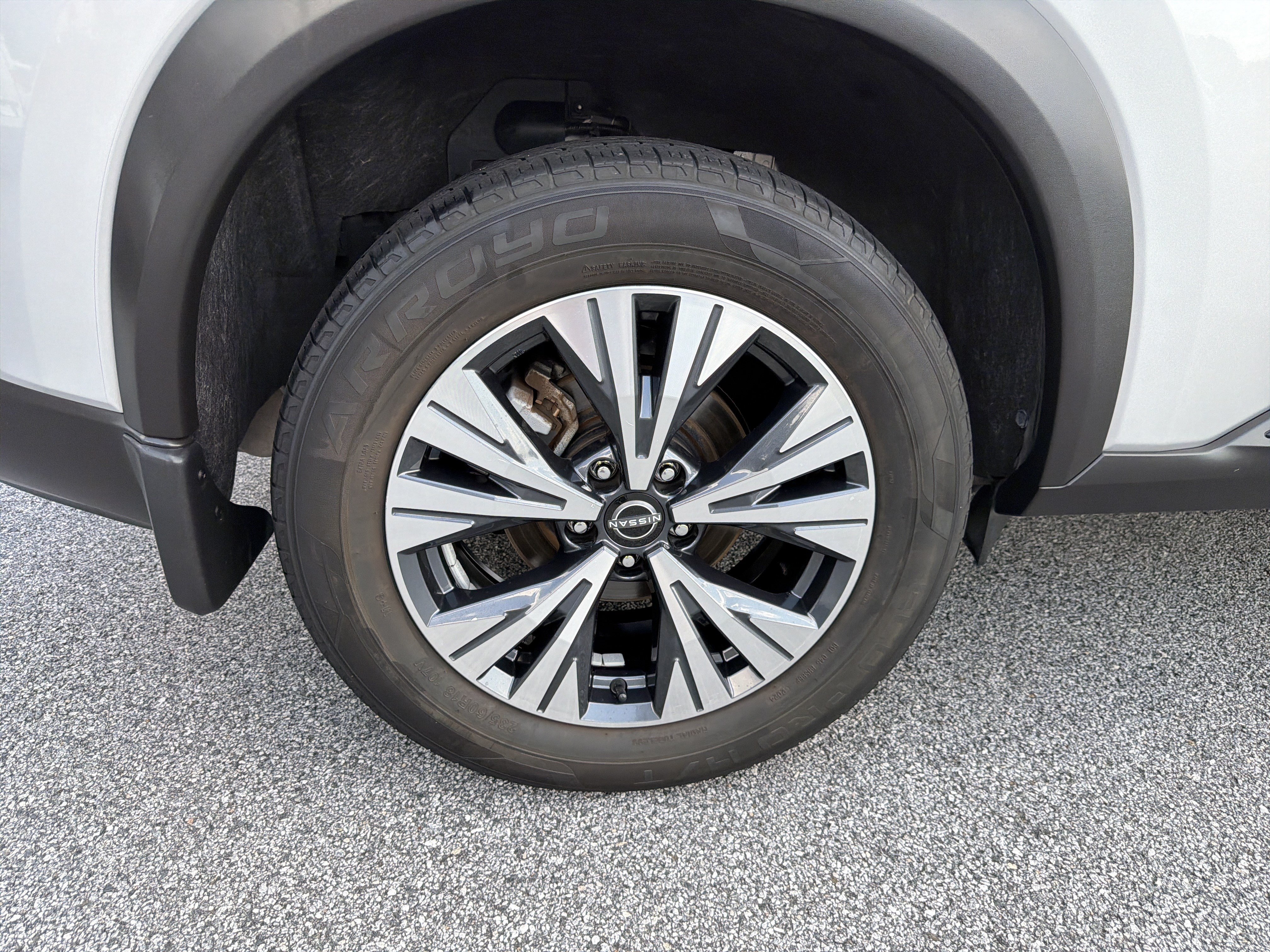 Used 2022 Nissan Rogue SV w/ SV Premium Package FWD image 21