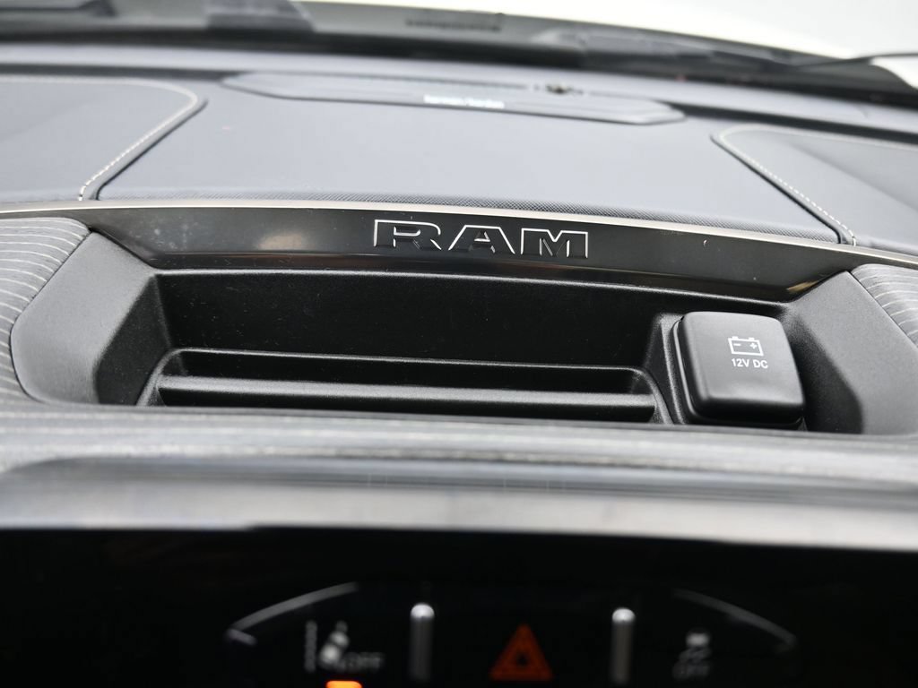 Used 2023 RAM 2500 Limited AWD/4WD image 37