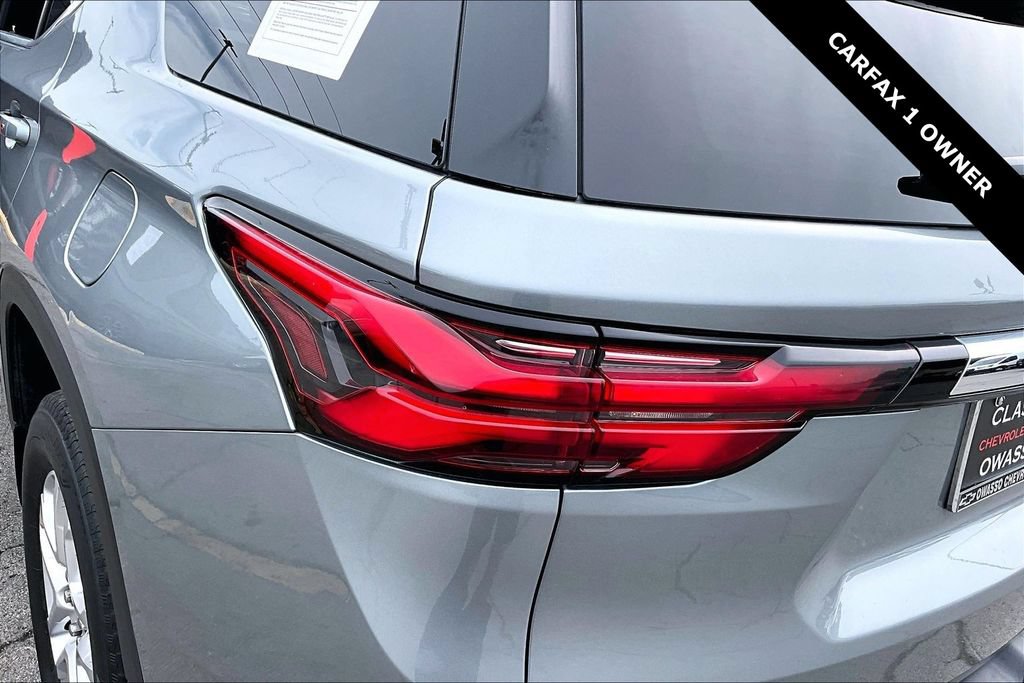 Used 2023 Chevrolet Traverse LS w/ Safety Package FWD image 22