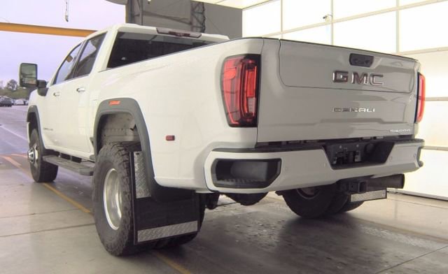 Used 2020 GMC Sierra 3500 Denali w/ Denali Ultimate Package image 3