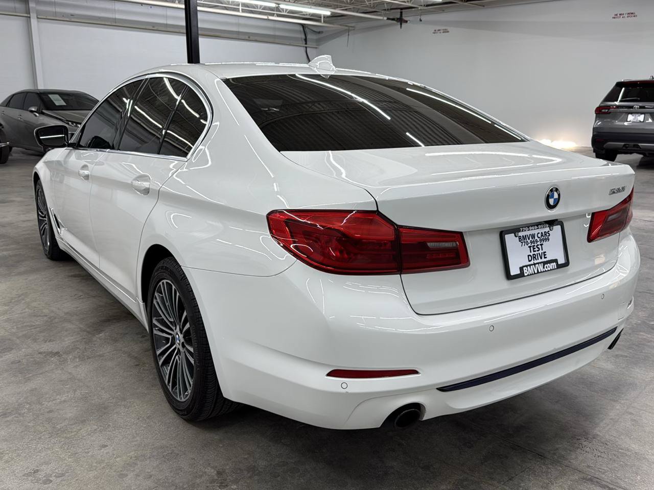 Used 2020 BMW 530i RWD image 10